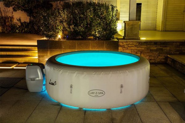 Lay-Z Spa Paris
