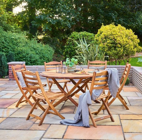 Alexander Rose Redcliffe 6 Seater Round Dining Set